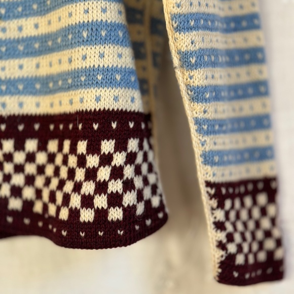 VINTAGE Handknit Wool Cardigan Nordic Pattern S/M - Picture 4 of 5